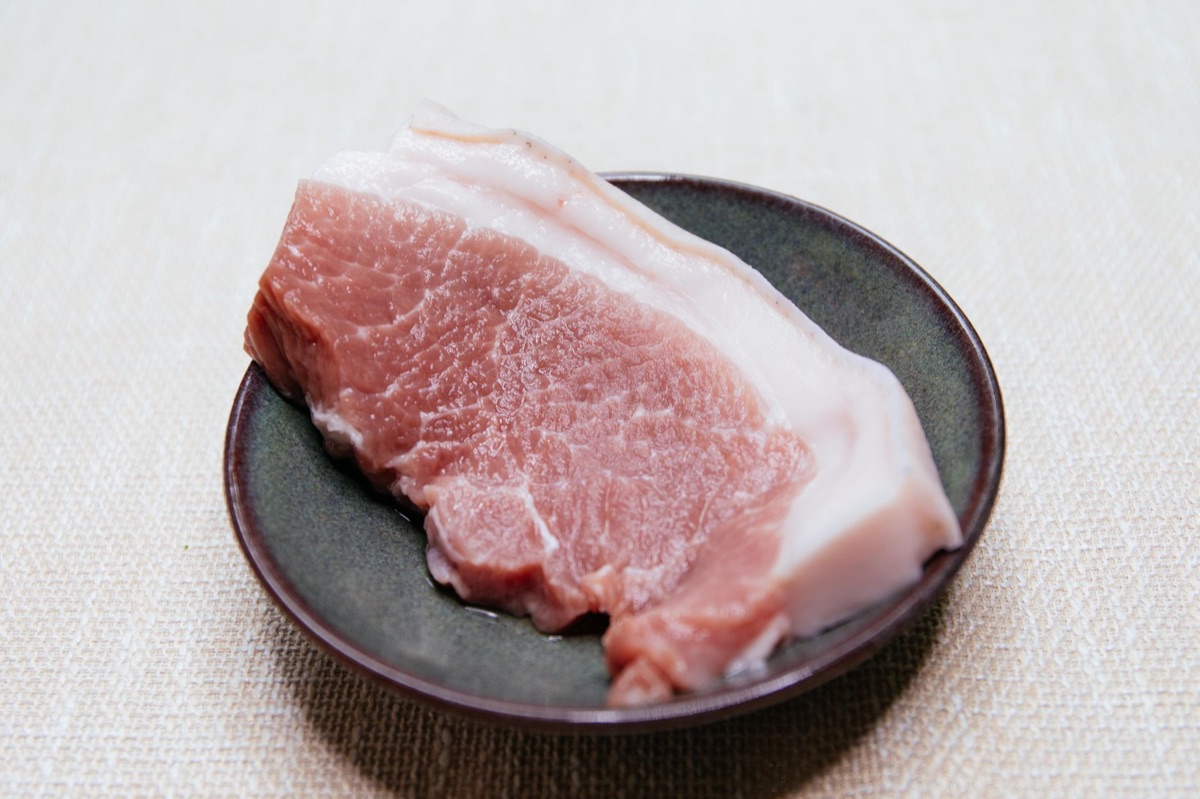 Rohes Schweinefleisch für den Airfryer